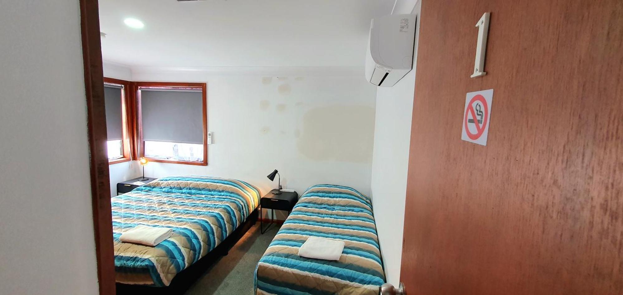 Goldrush Motel Young Cbd Экстерьер фото